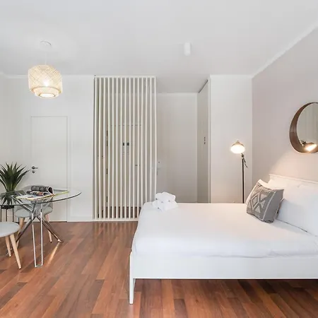 Guestready - Almada Downtown - 1f * Porto